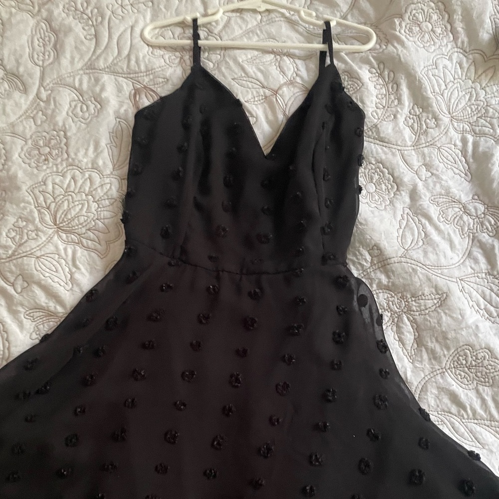 Dress - Picture 2 of 4